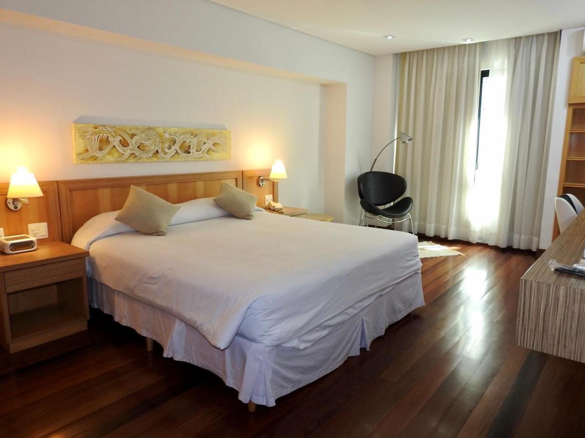 Constantino Hotel E Eventos Juiz de Fora Exteriér fotografie A bedroom at the hotel