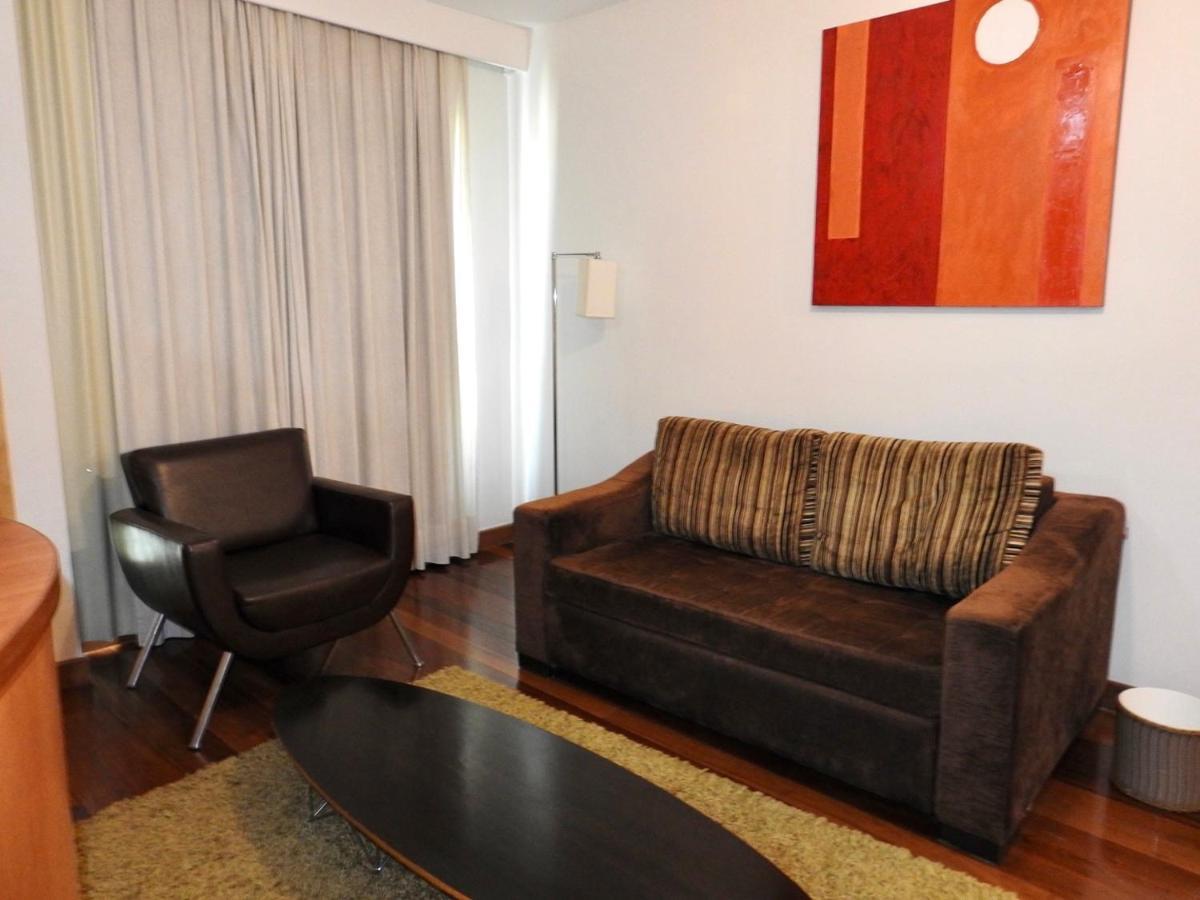 Constantino Hotel E Eventos Juiz de Fora Exteriér fotografie A living room